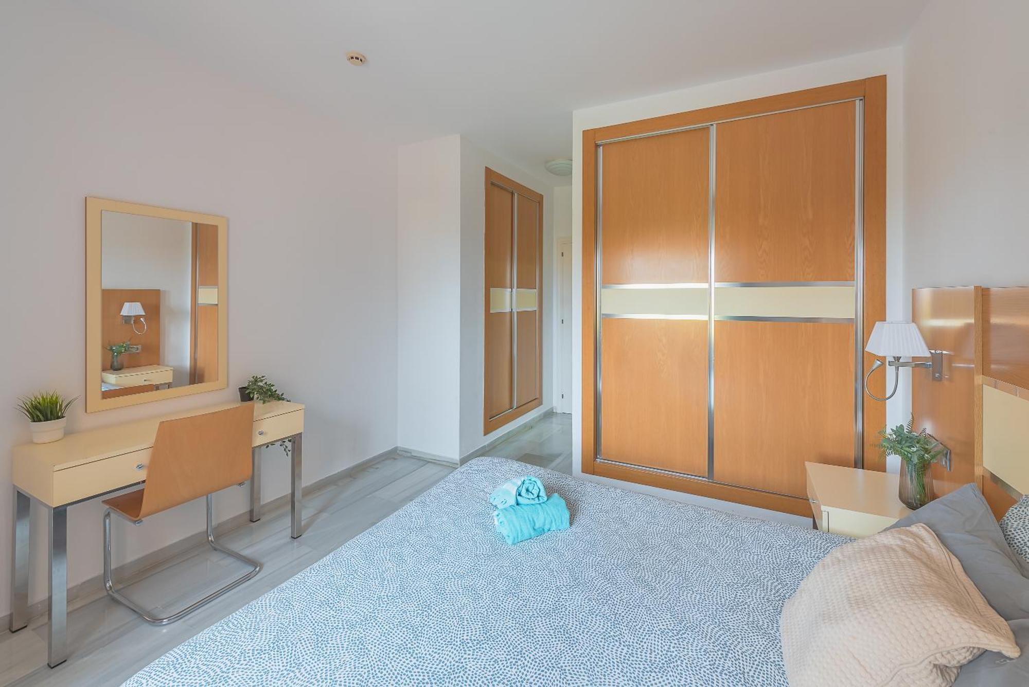 Skysea Holidays Riviera Del Sol Малага Экстерьер фото